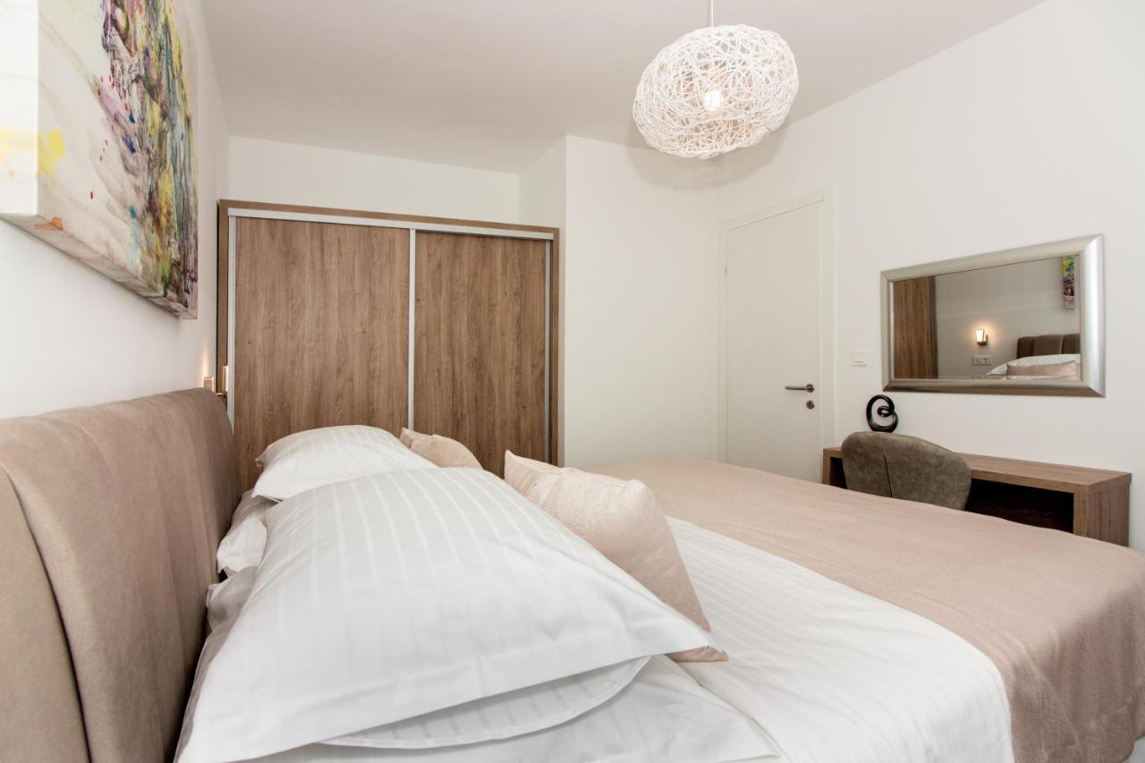 Utopia Apartments Split Bagian luar foto