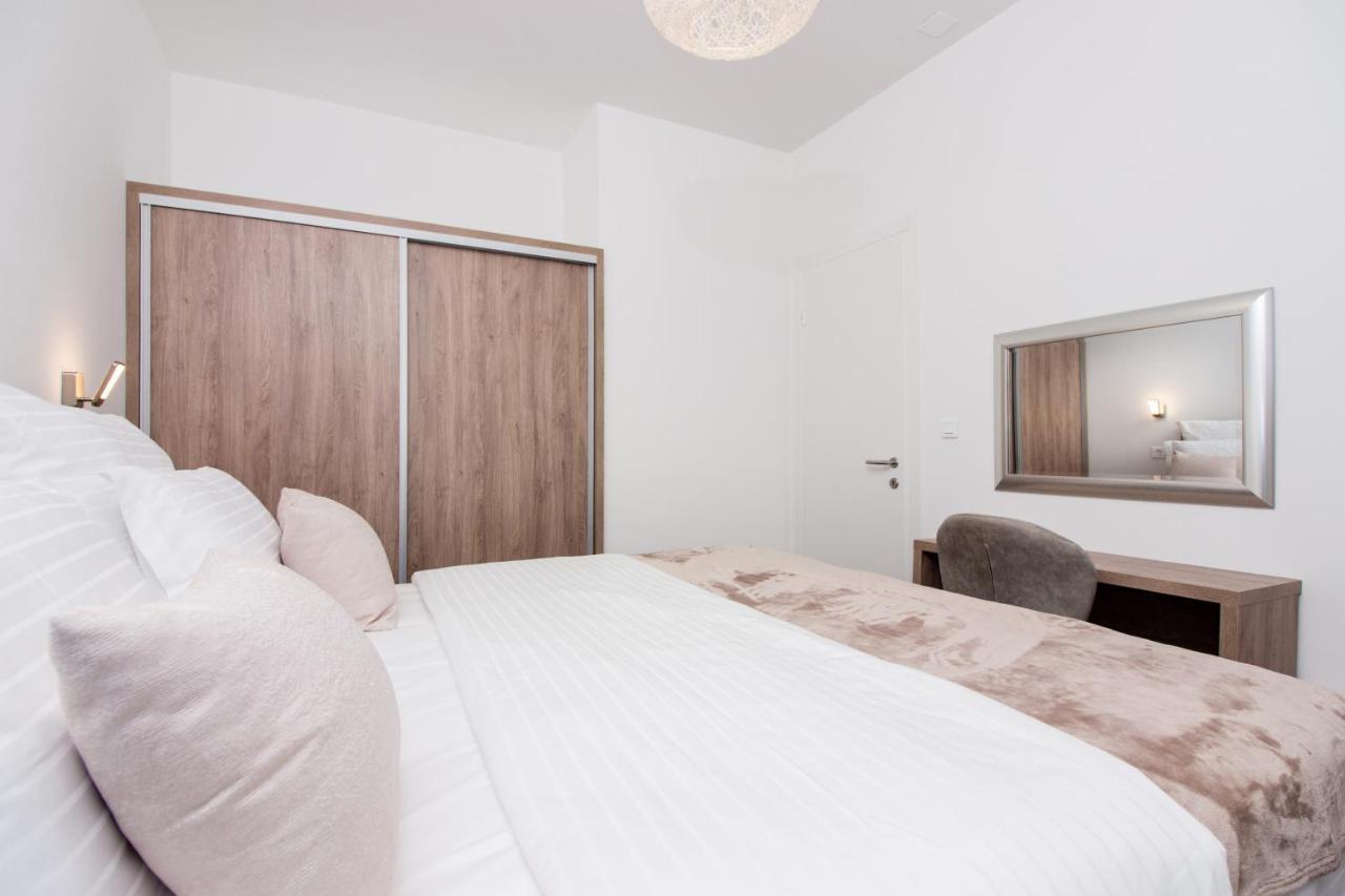 Utopia Apartments Split Bagian luar foto