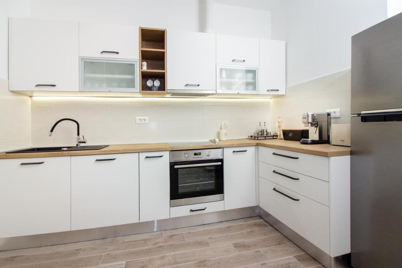Utopia Apartments Split Bagian luar foto